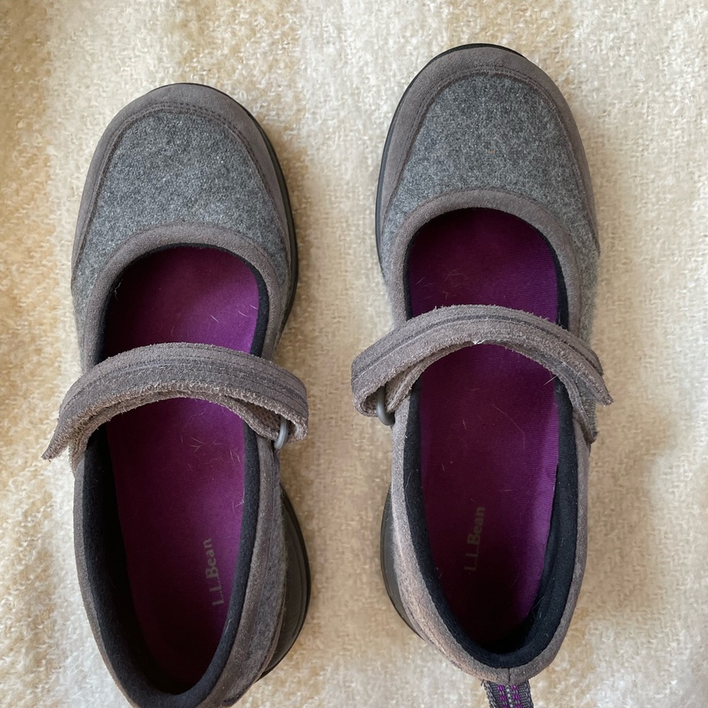 LL Bean Comfort Moc MJ III Wool Women's, 7 M(B), Graphite (Mary Jane’s)